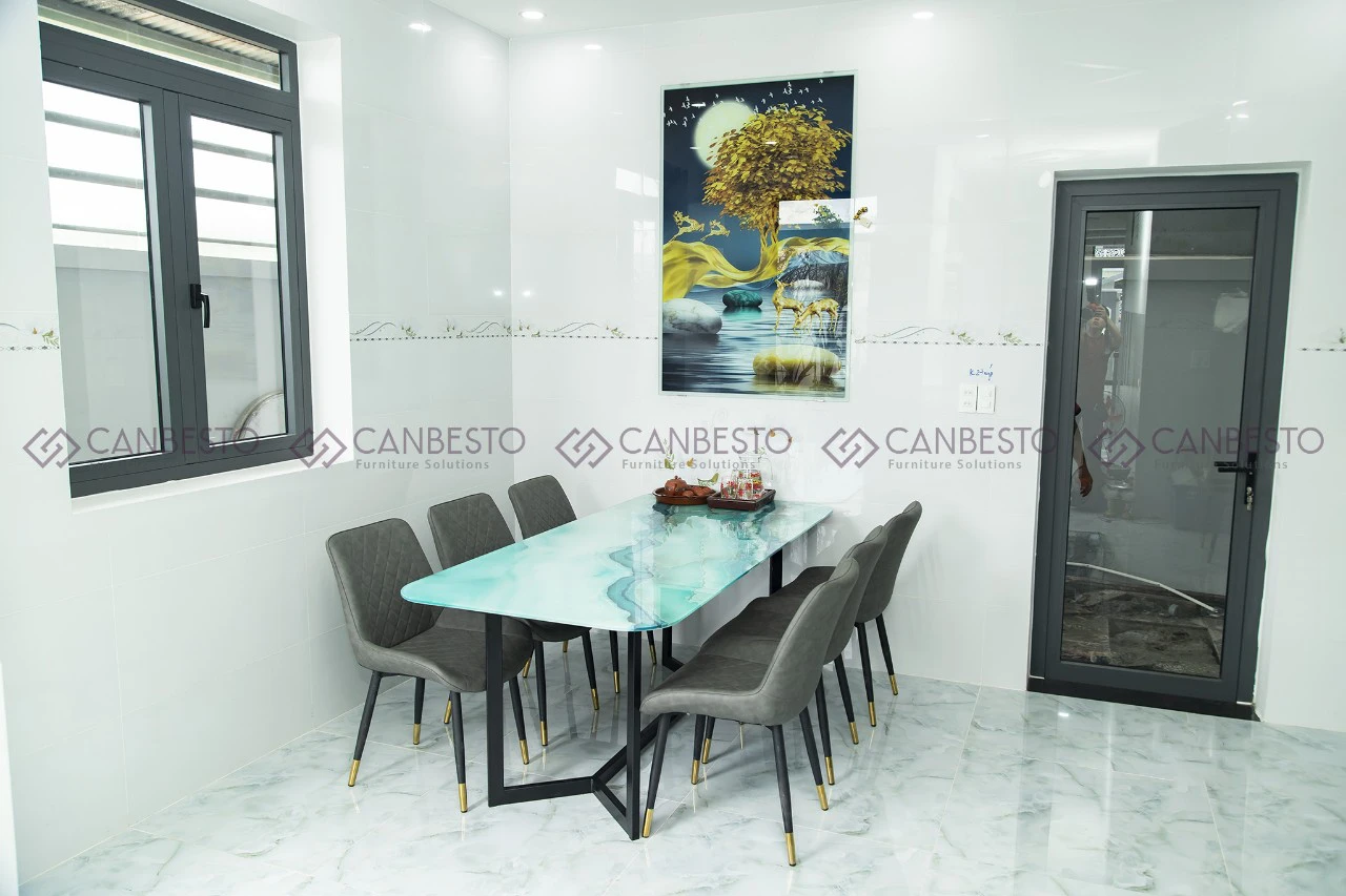 Bàn ăn Canbesto